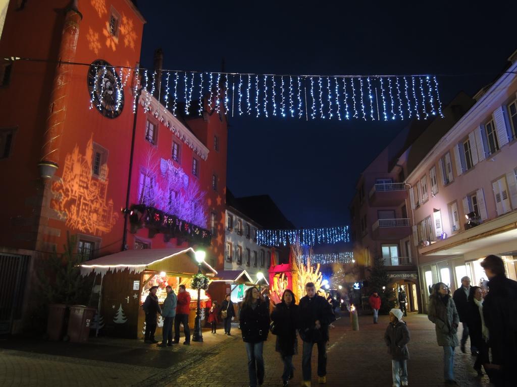 Hotel Restaurant La Tour Romaine - Haguenau - Strasbourg Nord Schweighouse-sur-Moder Eksteriør billede