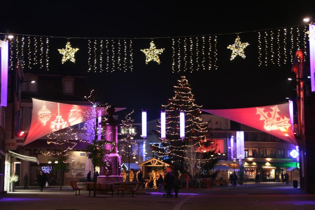 Hotel Restaurant La Tour Romaine - Haguenau - Strasbourg Nord Schweighouse-sur-Moder Eksteriør billede